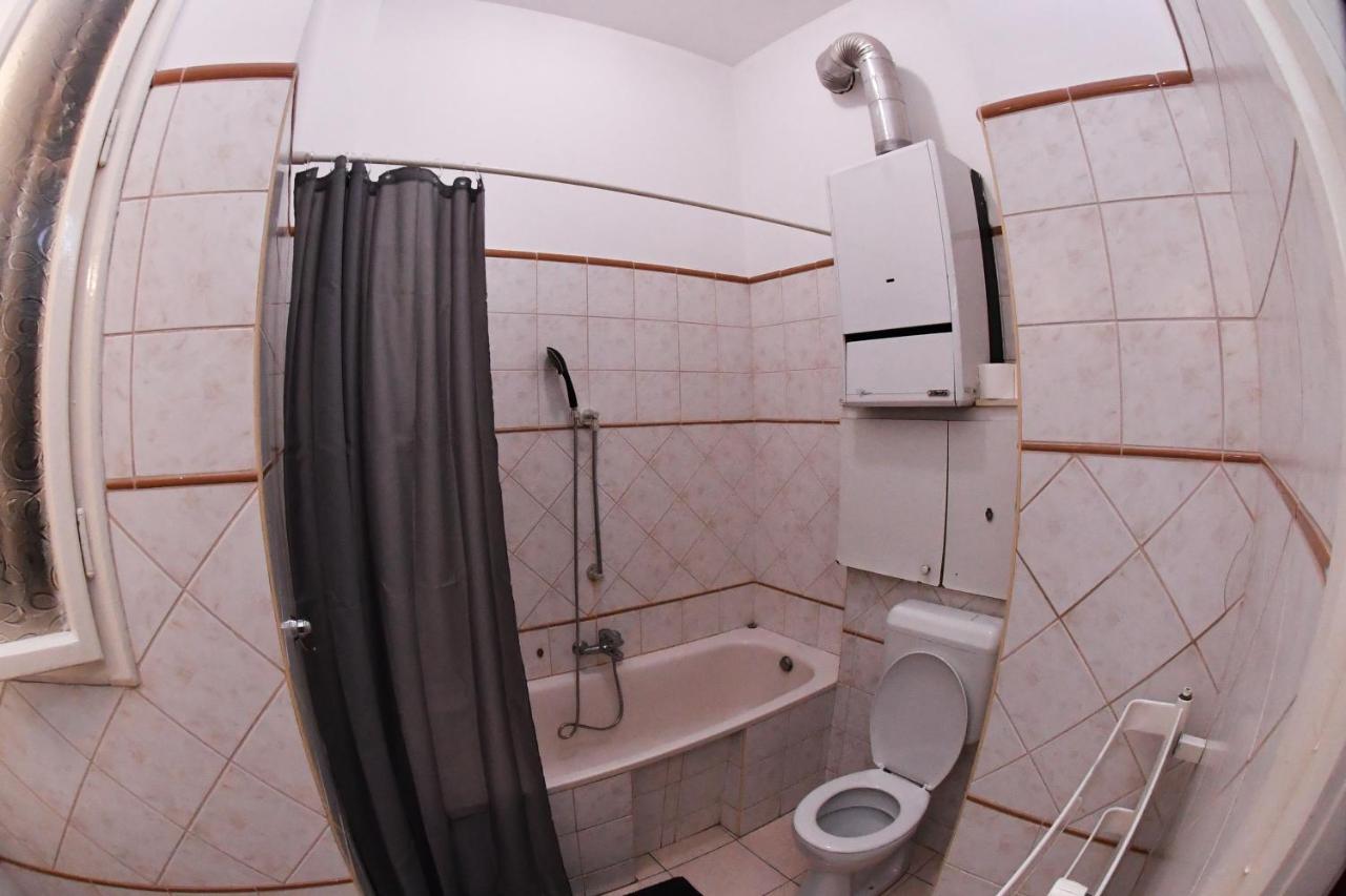 Five Seasons Vaci Utca Apartment Budapest Esterno foto